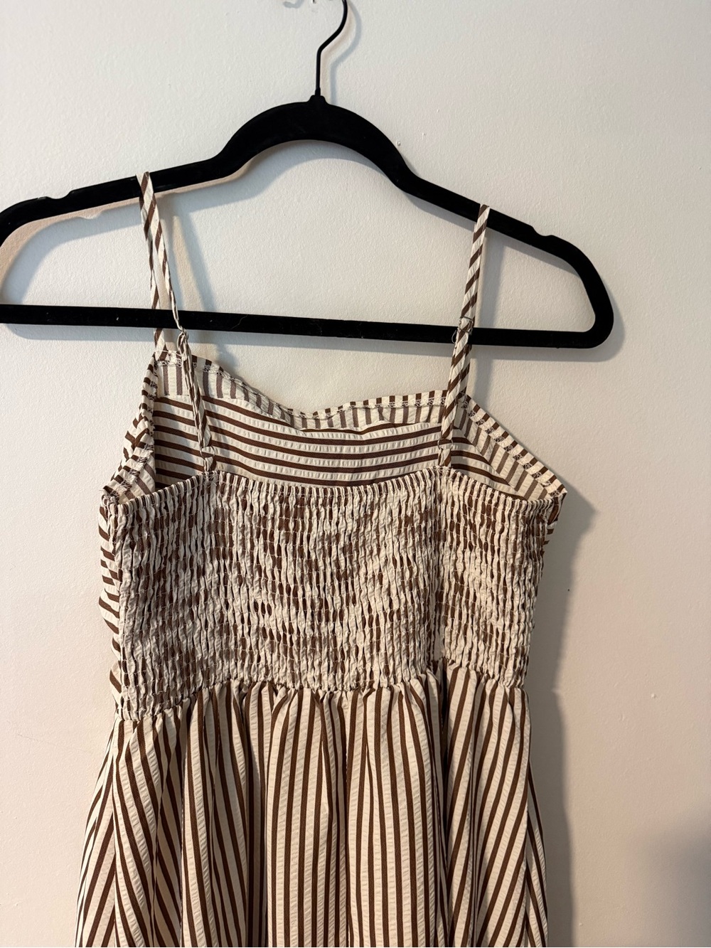 SHEIN Cream and Brown Striped Maxi Dress - Picture 3 of 3